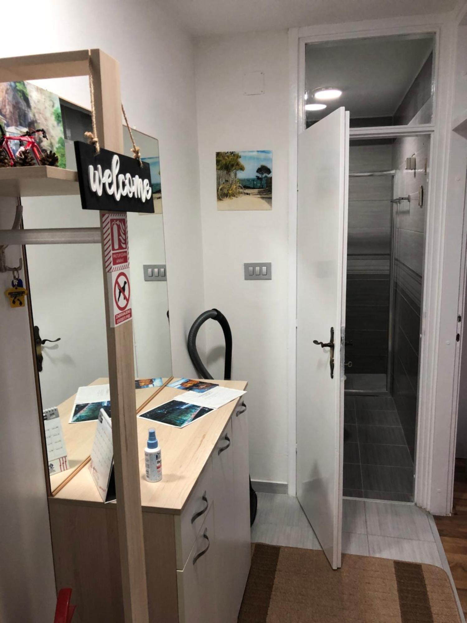 Welcome To The Apartment Mesic- Airport Sarajevo Bagian luar foto